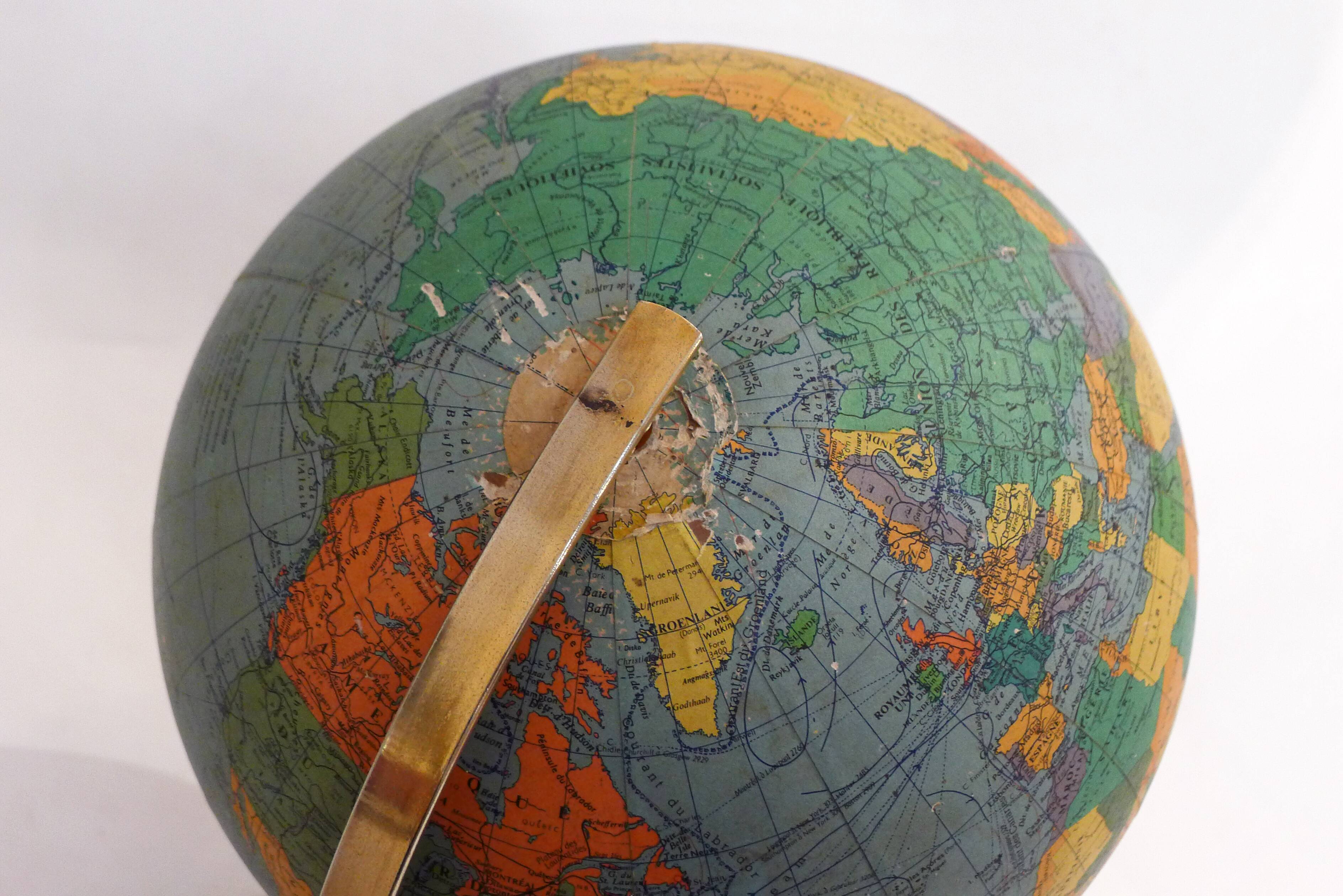 Tripod terrestrial globe 1960'