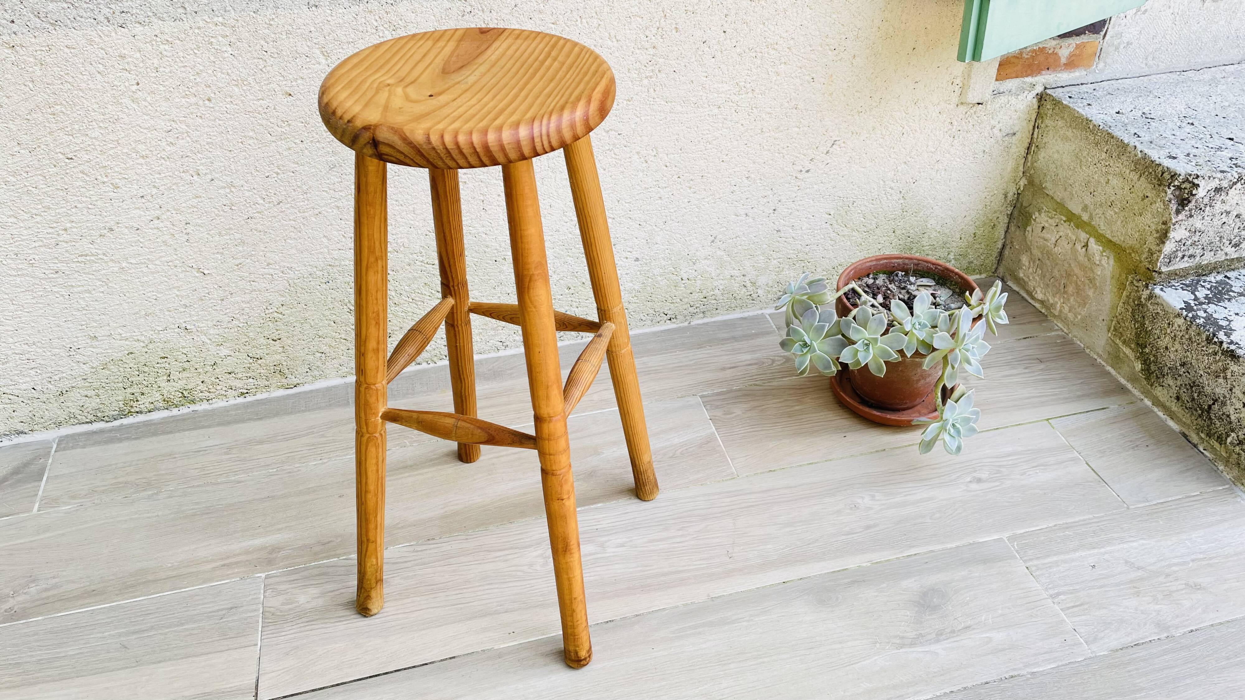 Vintage turned wood high stool
