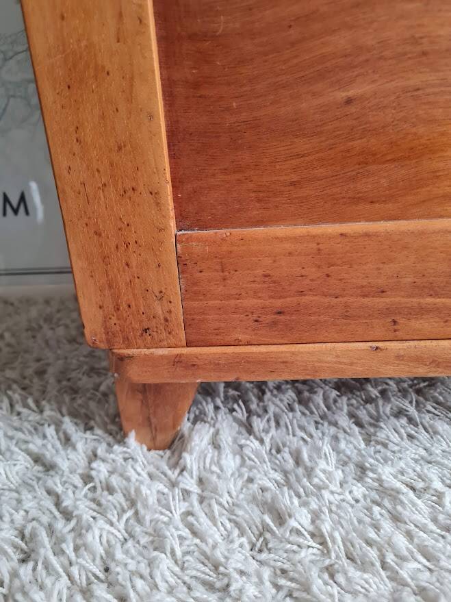 Parisian glass-fronted cupboard, type sideboard.