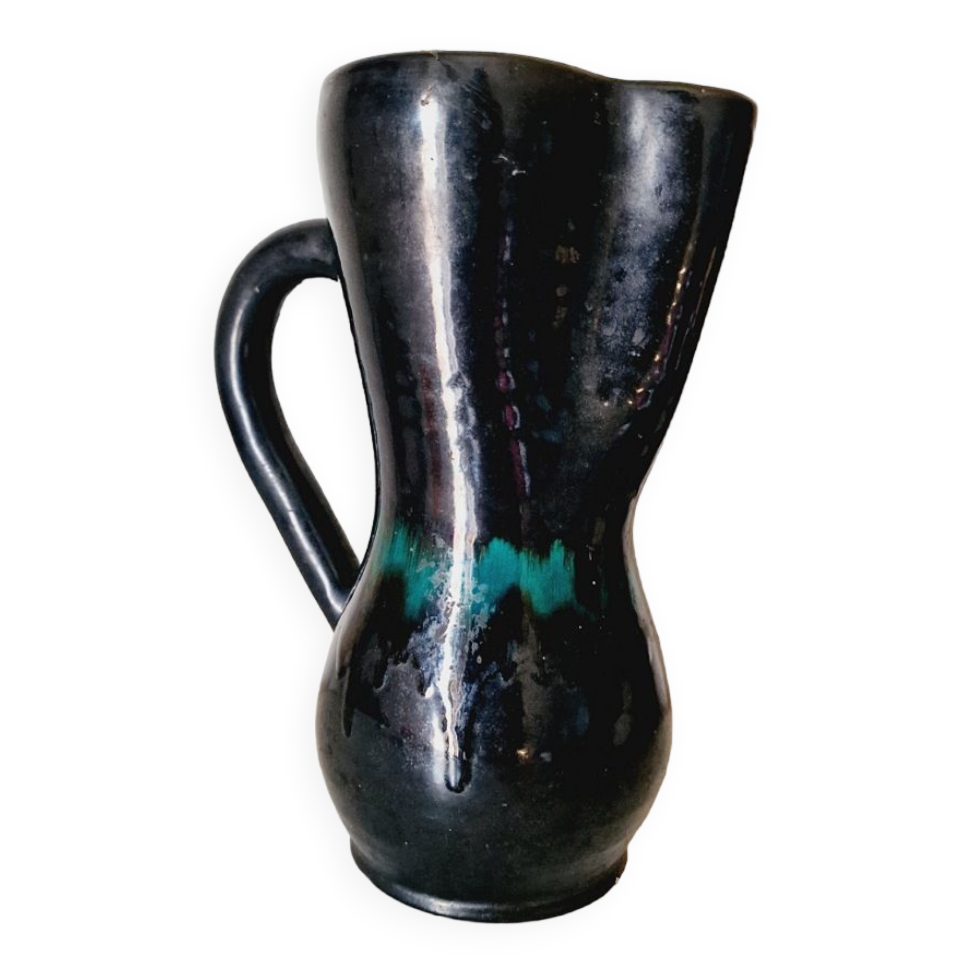 Vintage ceramic jug from Accolay.