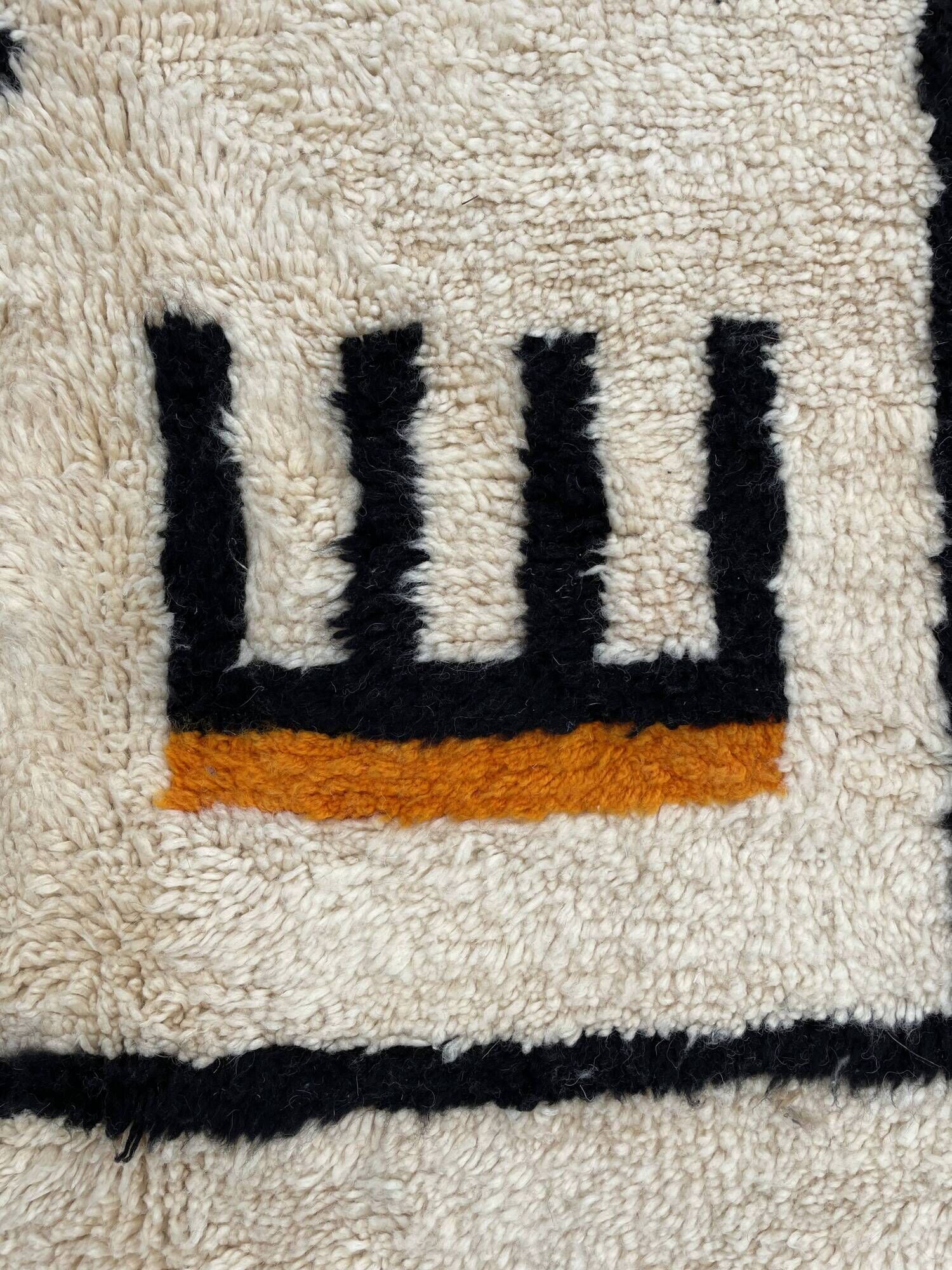 Berber beni ouarain carpet