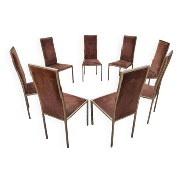 8 vintage 1970s chairs in brass and velvet with high backs.