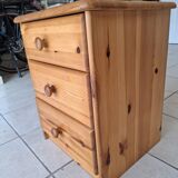 Small 3-drawer cabinet