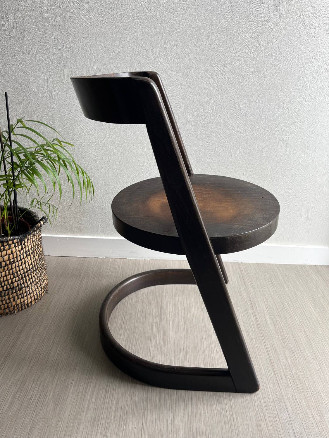 Halfa Baumann vintage chair