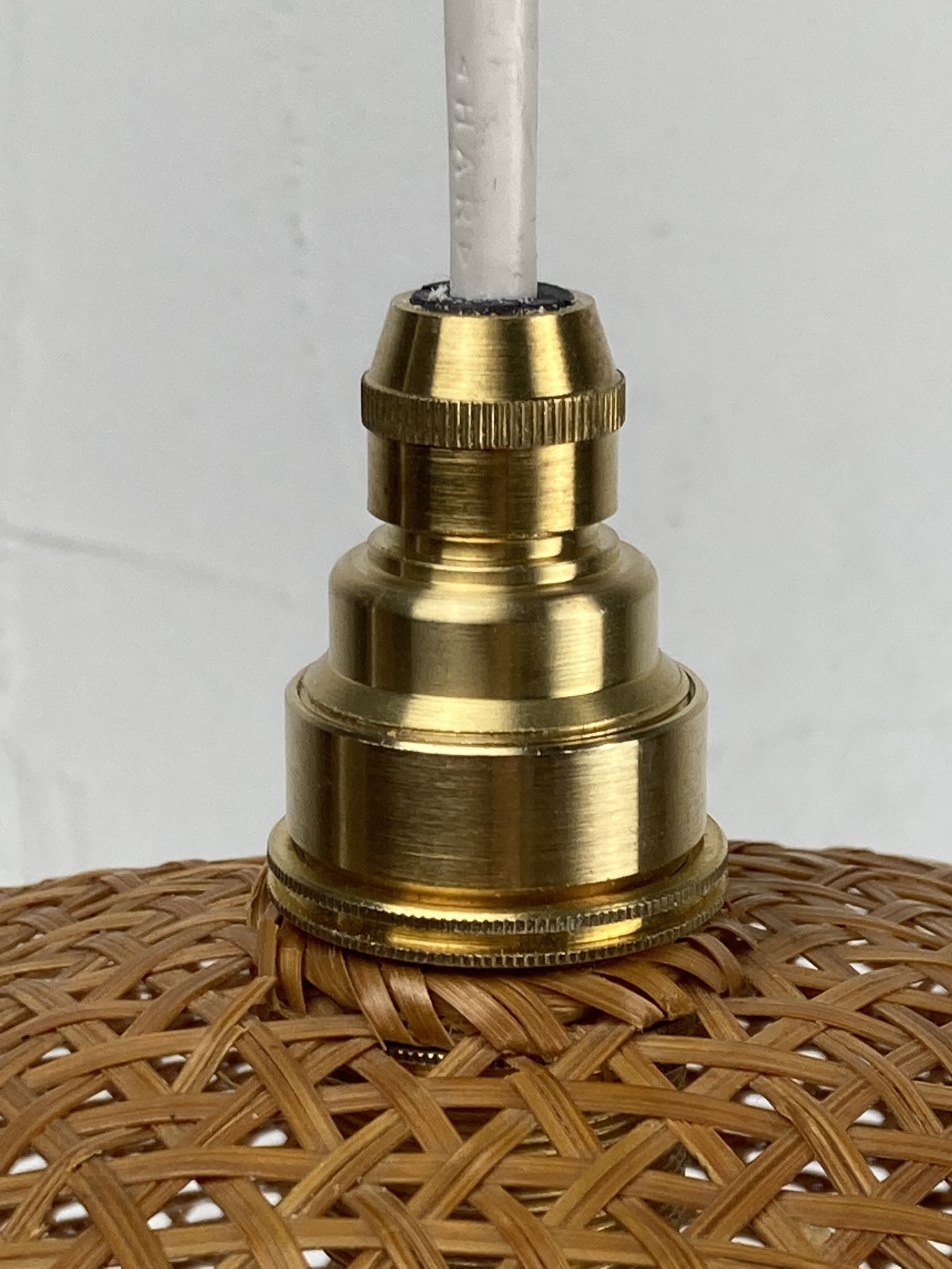 Beehive webbing rattan wicker pendant hanging lamp, 1930s