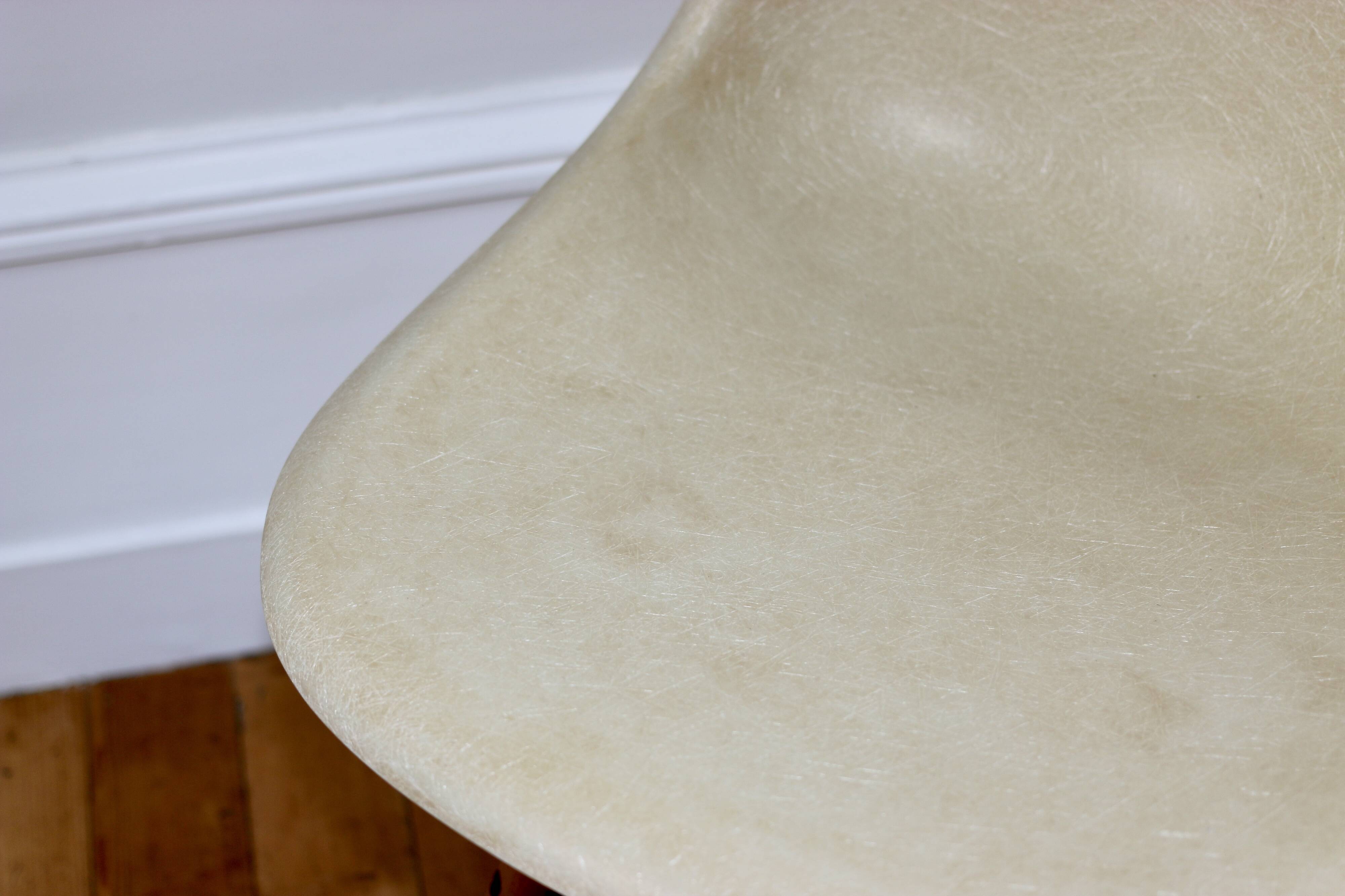 Chaise Eames DSW Herman Miller Mobilier International 1960