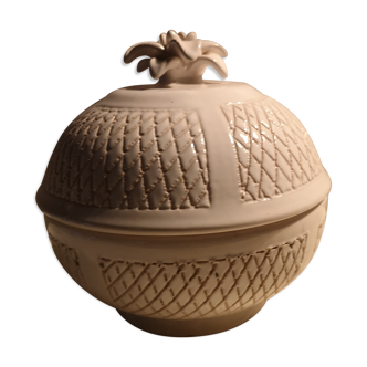 Soupière en porcelaine forme ananas signée