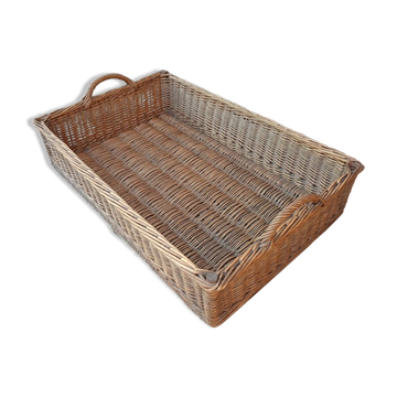 Baker's wicker tray/basket