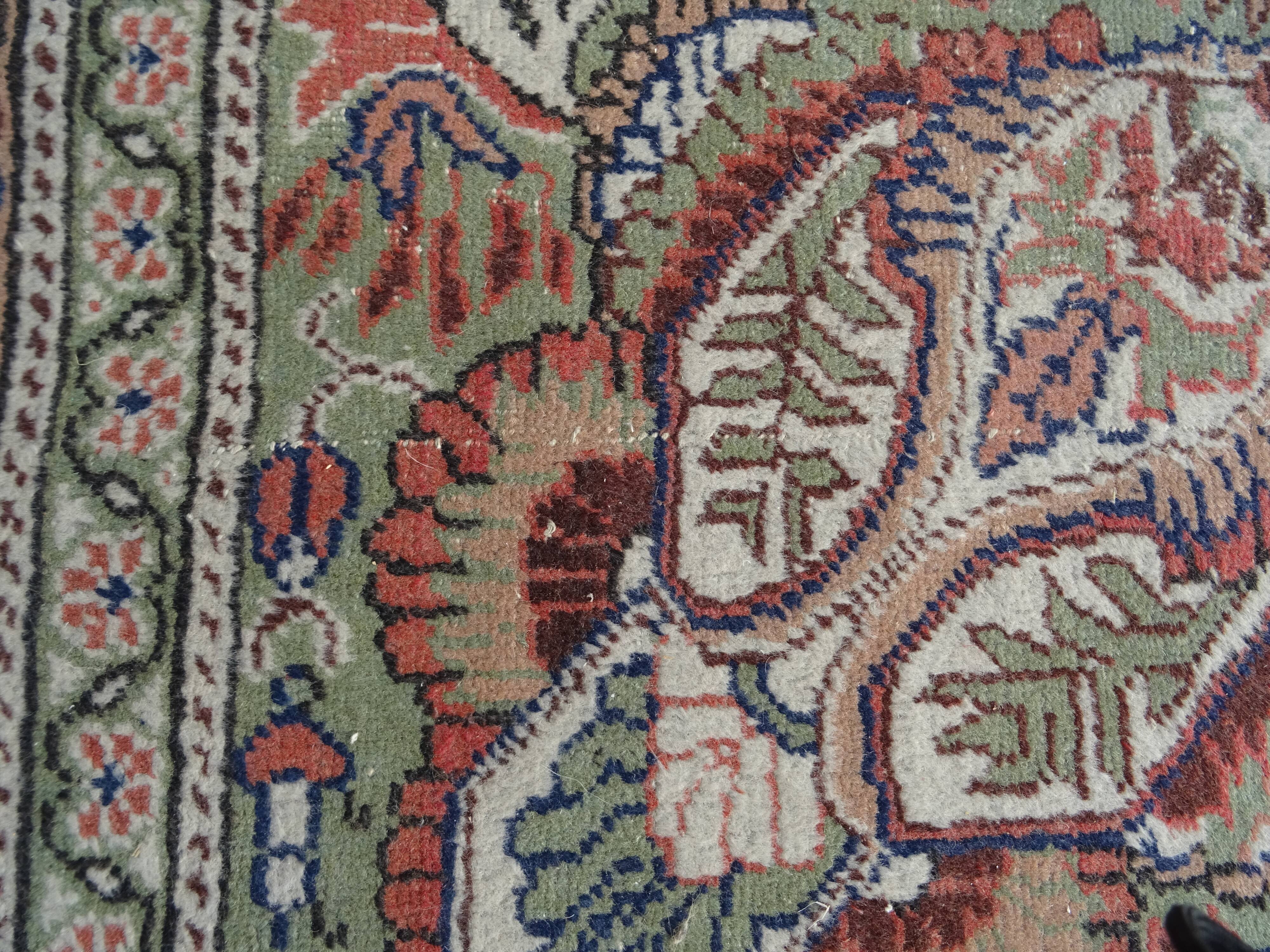 Vintage Handmade Oriental Rug 303 X 198