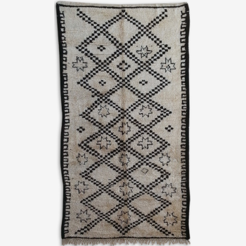 Carpet beni ourain Moroccan 100% wool, 370 x 200