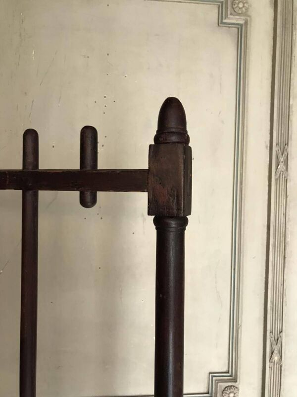 Paravent, clostra, grille en bois tourné