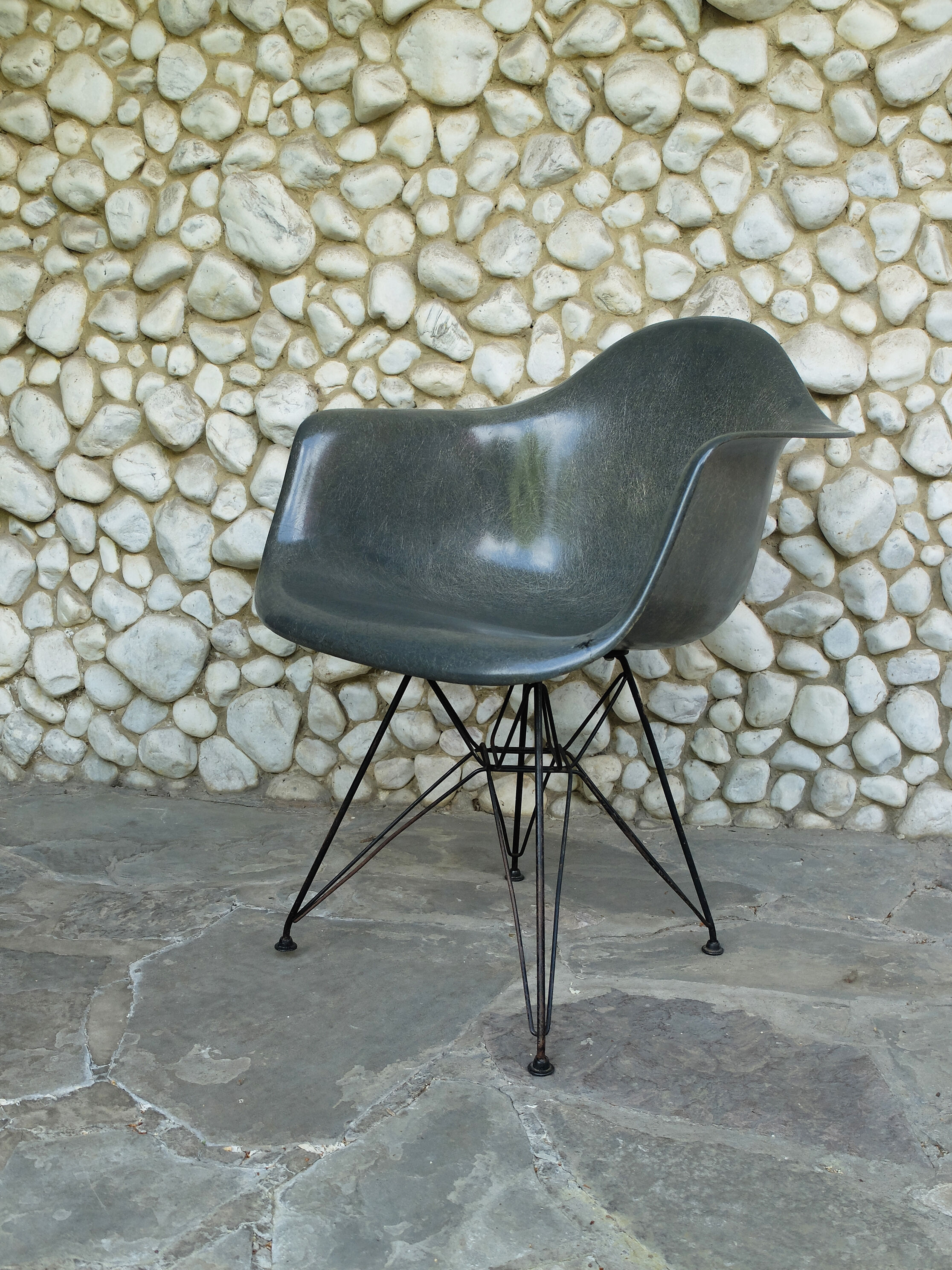 DAR armchair by Charles et Ray Eames for Herman Miller