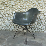 DAR armchair by Charles et Ray Eames for Herman Miller