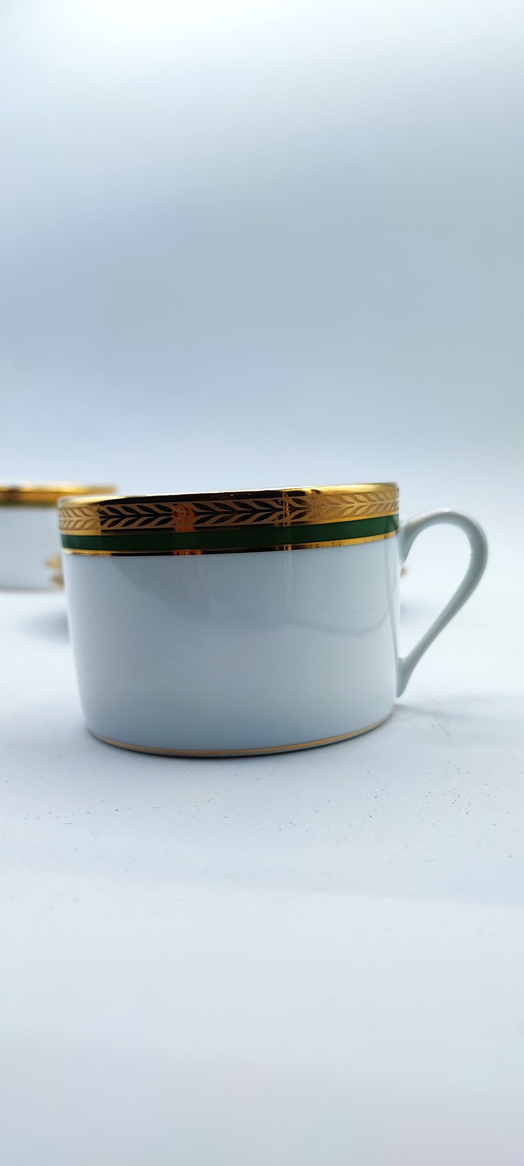 Duo cups Limoges bordered green gilded with fine gold