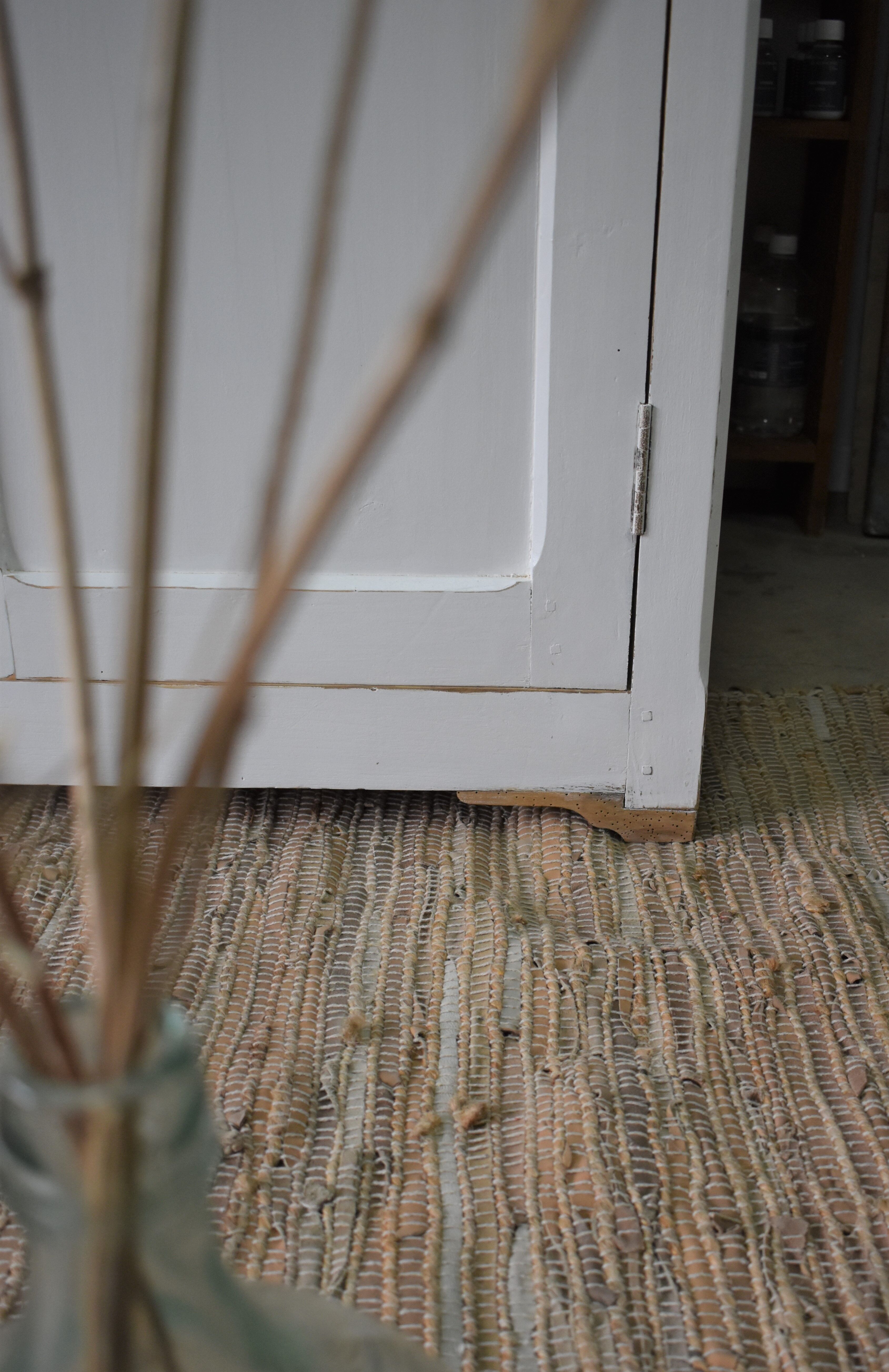 High Parisian buffet - white and wood