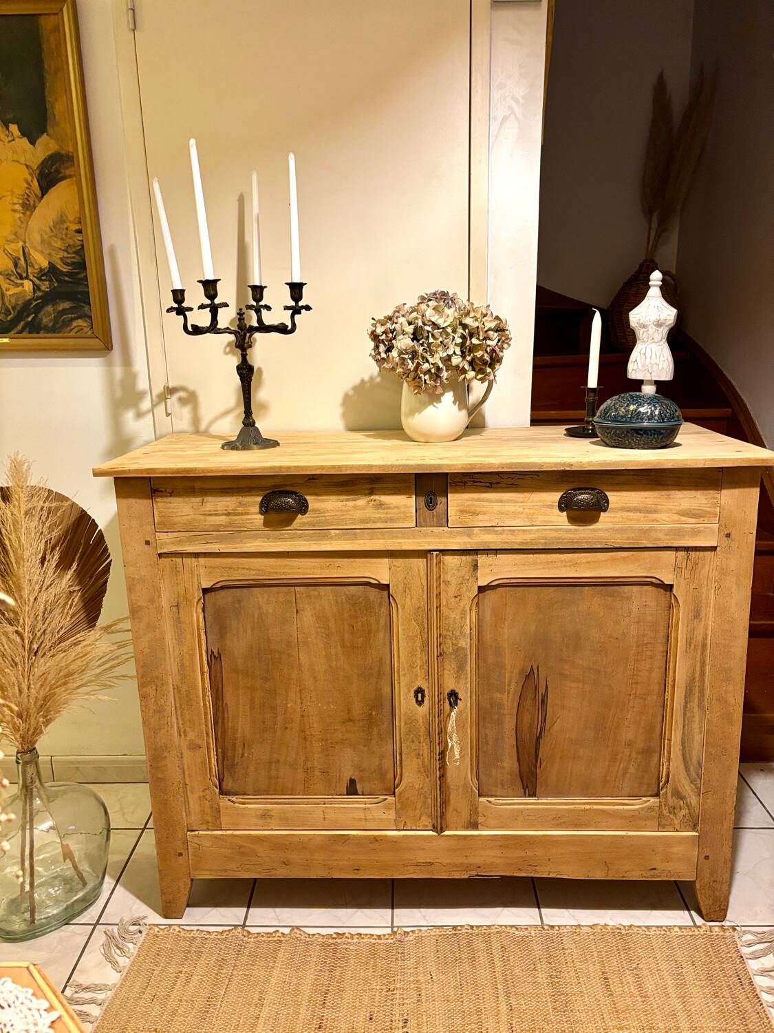 Parisian buffet in raw wood