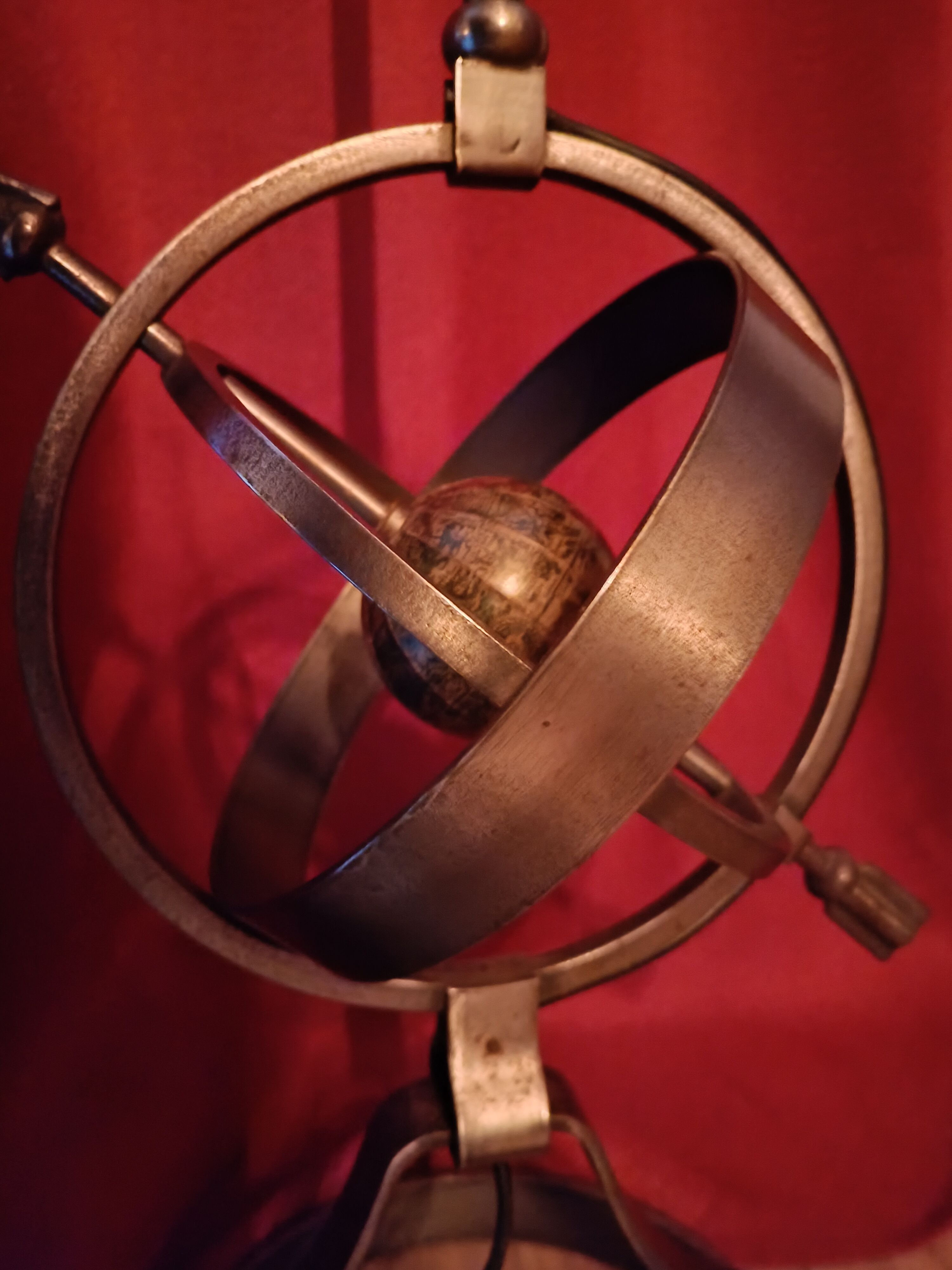 Astrolabe lamp by J.P Ryckaert