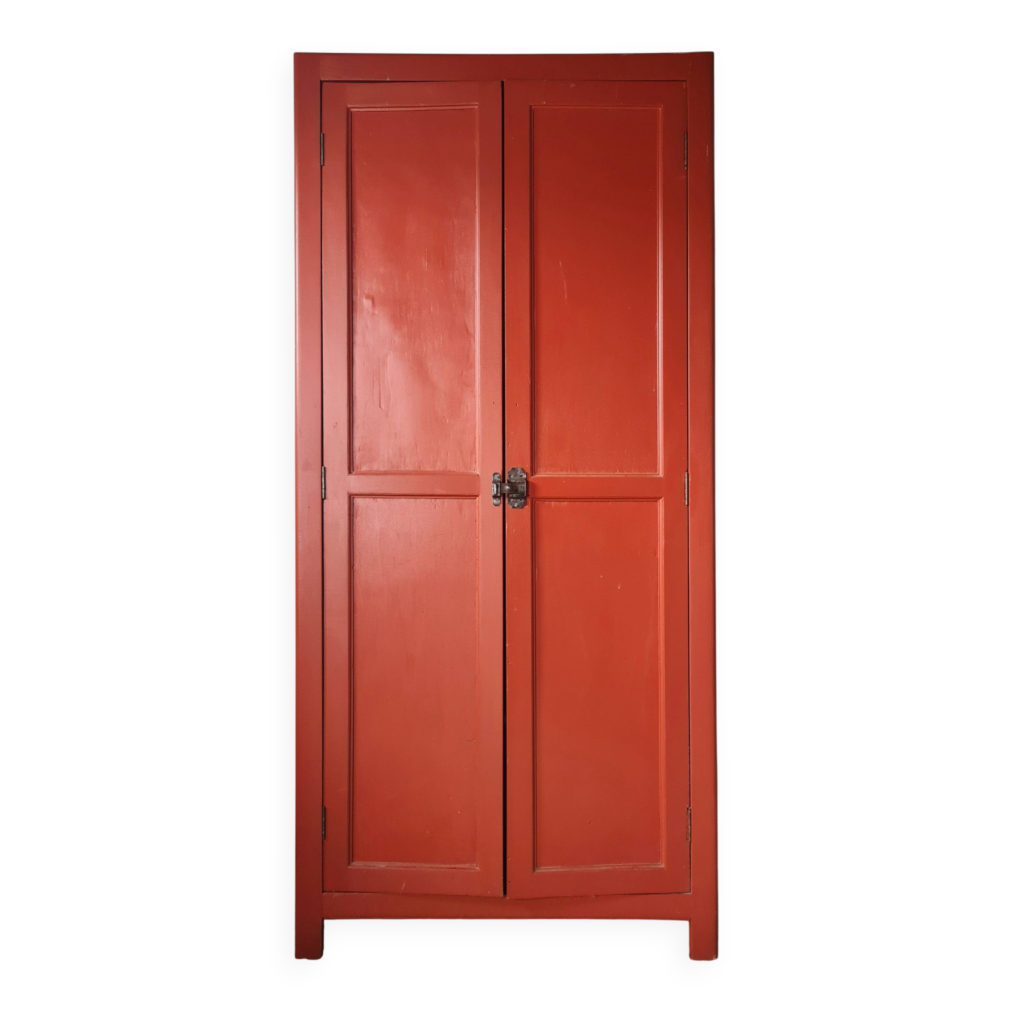 Armoire parisienne rouge - petit format
