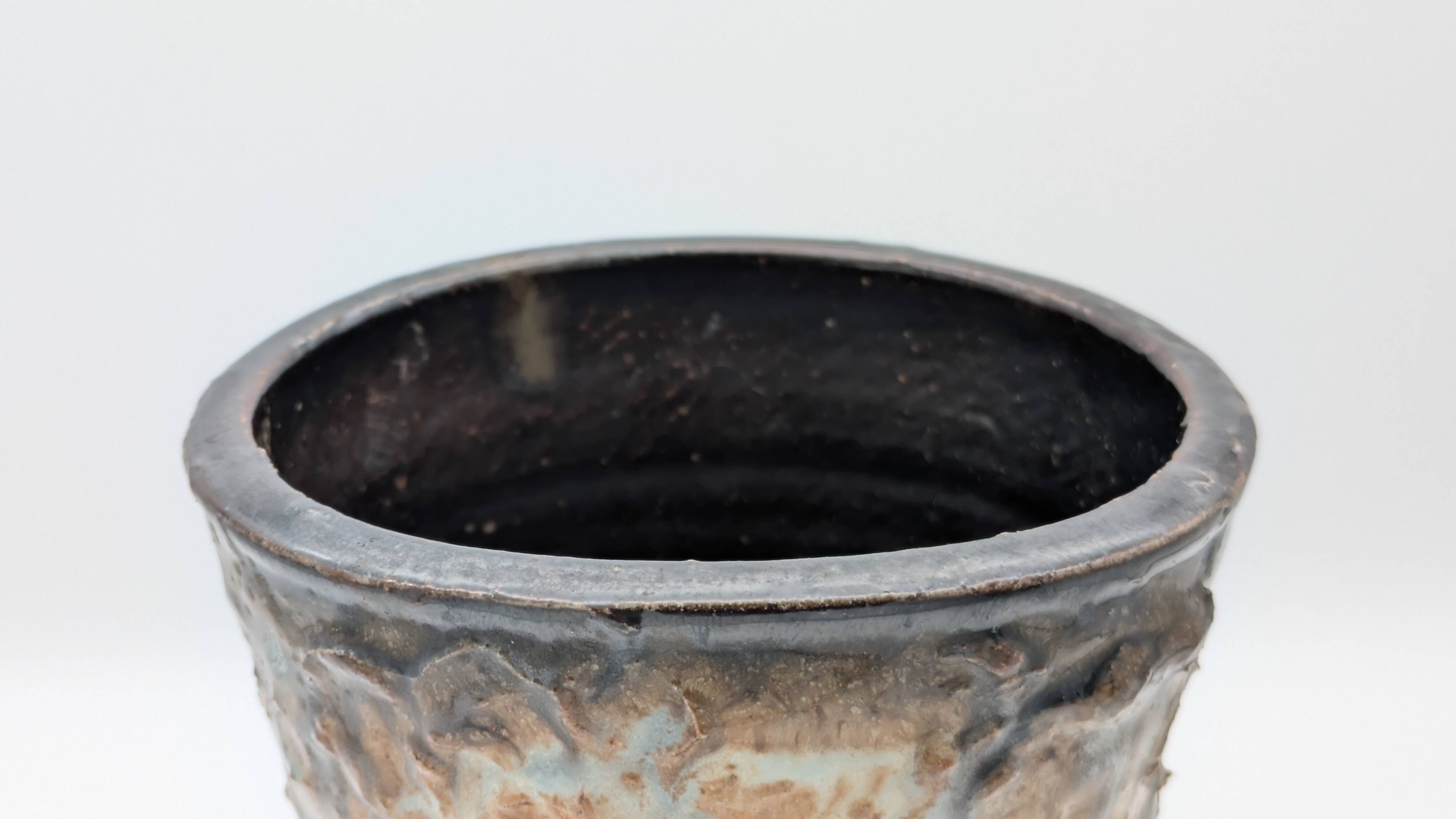 Roger Guérin (Bouffioulx) - Sculptural Vase Salt Glaze - Drip Decoration 1940