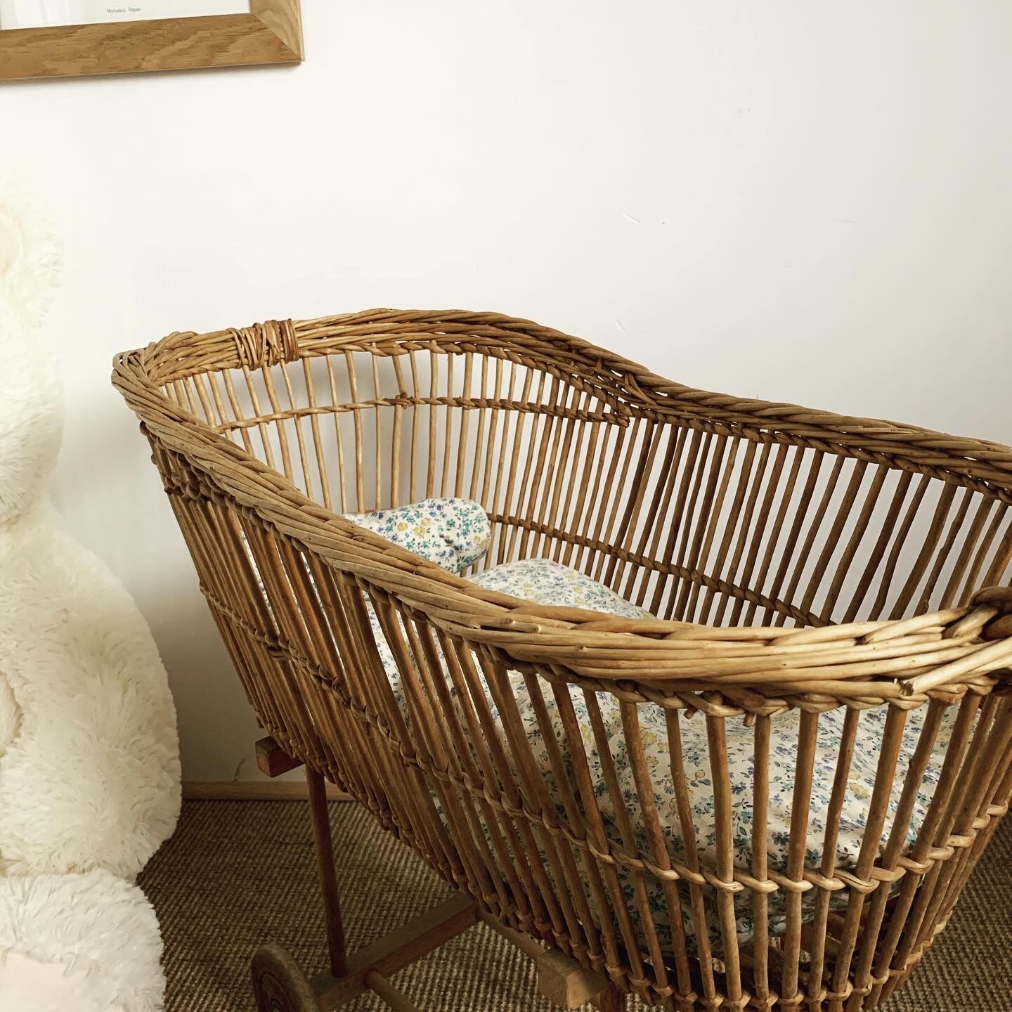 Rattan doll landau