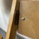Paire de chaise pliante dépareillés en bois