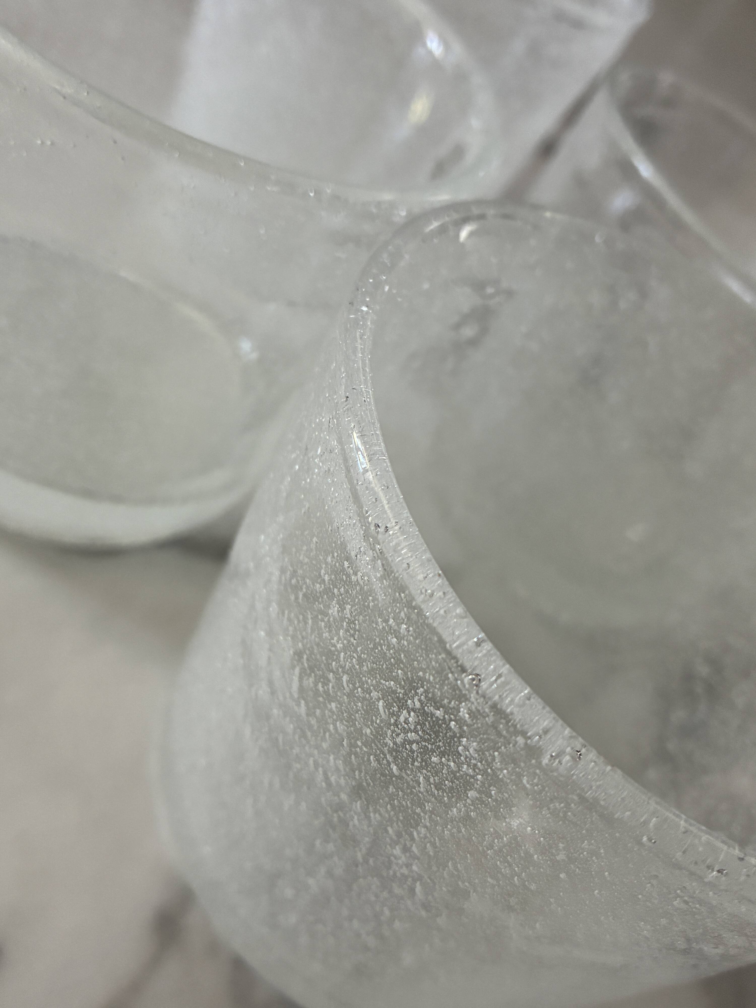 Lot 4 verres verre bullé blancs