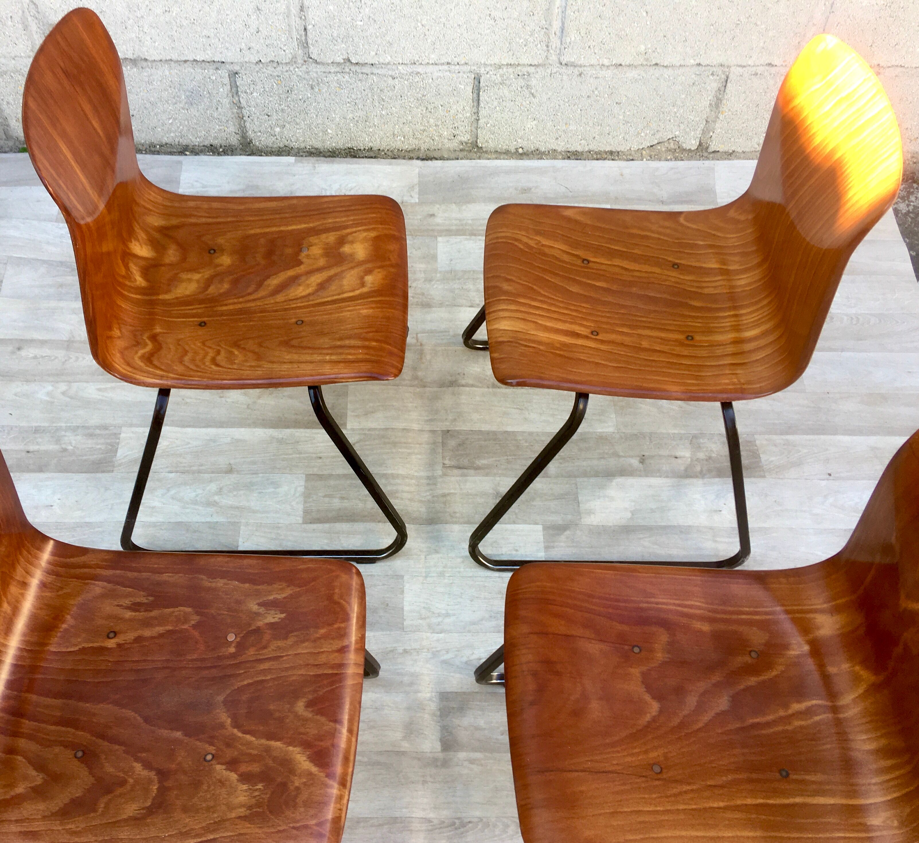 Set of 4 chairs Galvanitas S23 oak