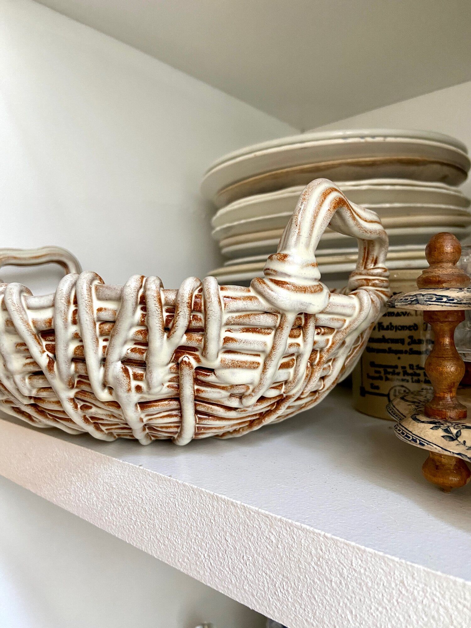 Beige woven ceramic oval cup