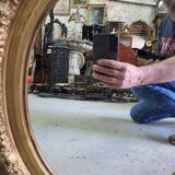 Wooden and gilded mirror with medallion center n°3