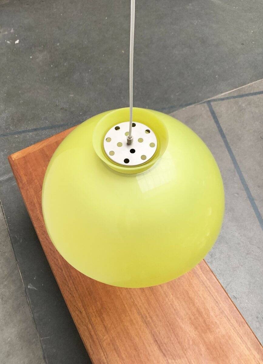 Suspended lamp model KD6 space age from the mid-century by Achille and Pier Giacomo Castiglioni for Kartell, 1960s.