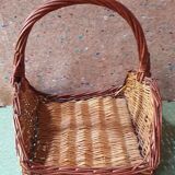 Wicker presentation tray