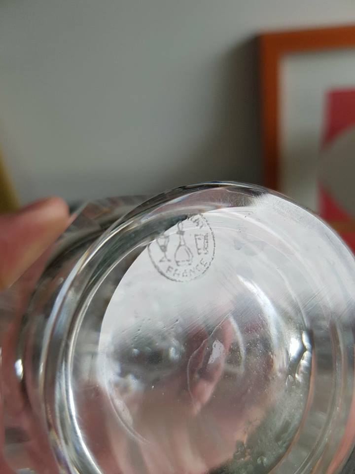 Ensemble de deux flacons ou pots en cristal Baccarat