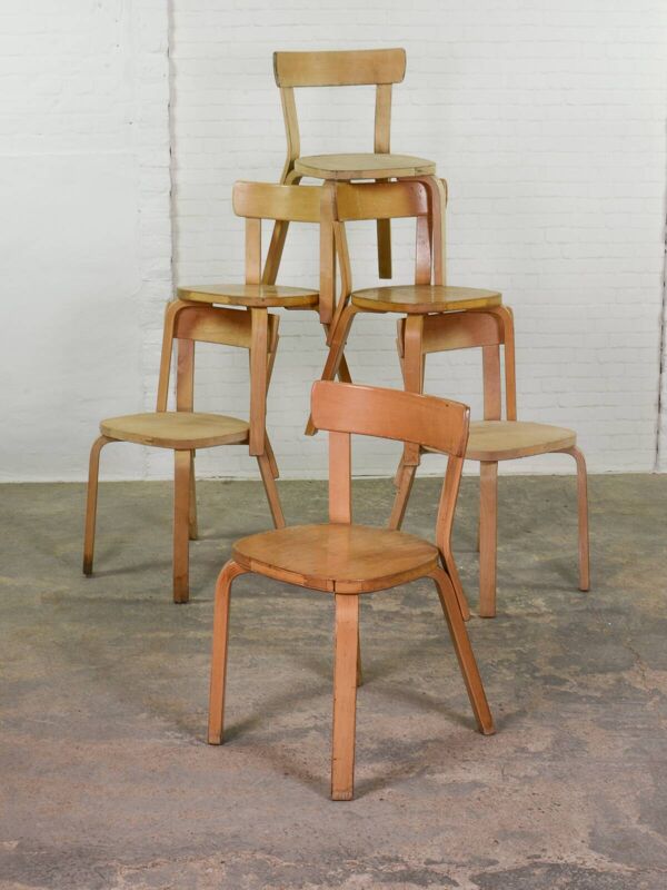 Rare ensemble de 6 chaises Alvar Aalto modèle 69 pour Artek