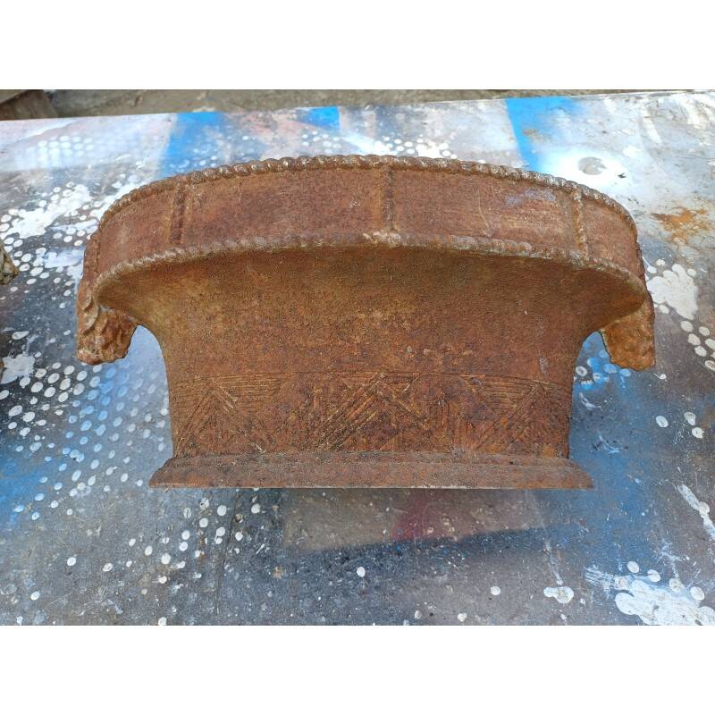 3 cast iron planters 1900: Charleville - Mézières