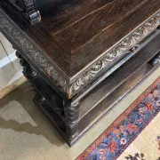 Dessert in oak from the late 19th century in the Henri II style.