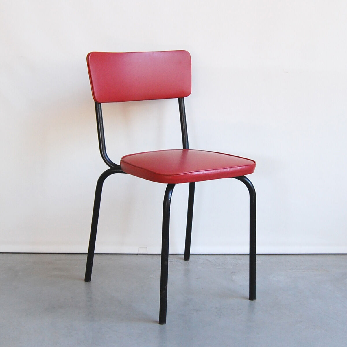 Chair C59 "trimmed" by Pierre Guariche for Meurop, 1959