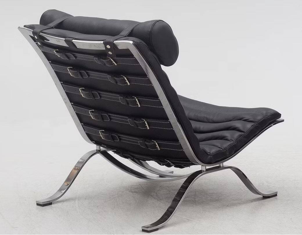 Swedish armchair. Designed in 1966 and manufactured by Norell Møbel AB