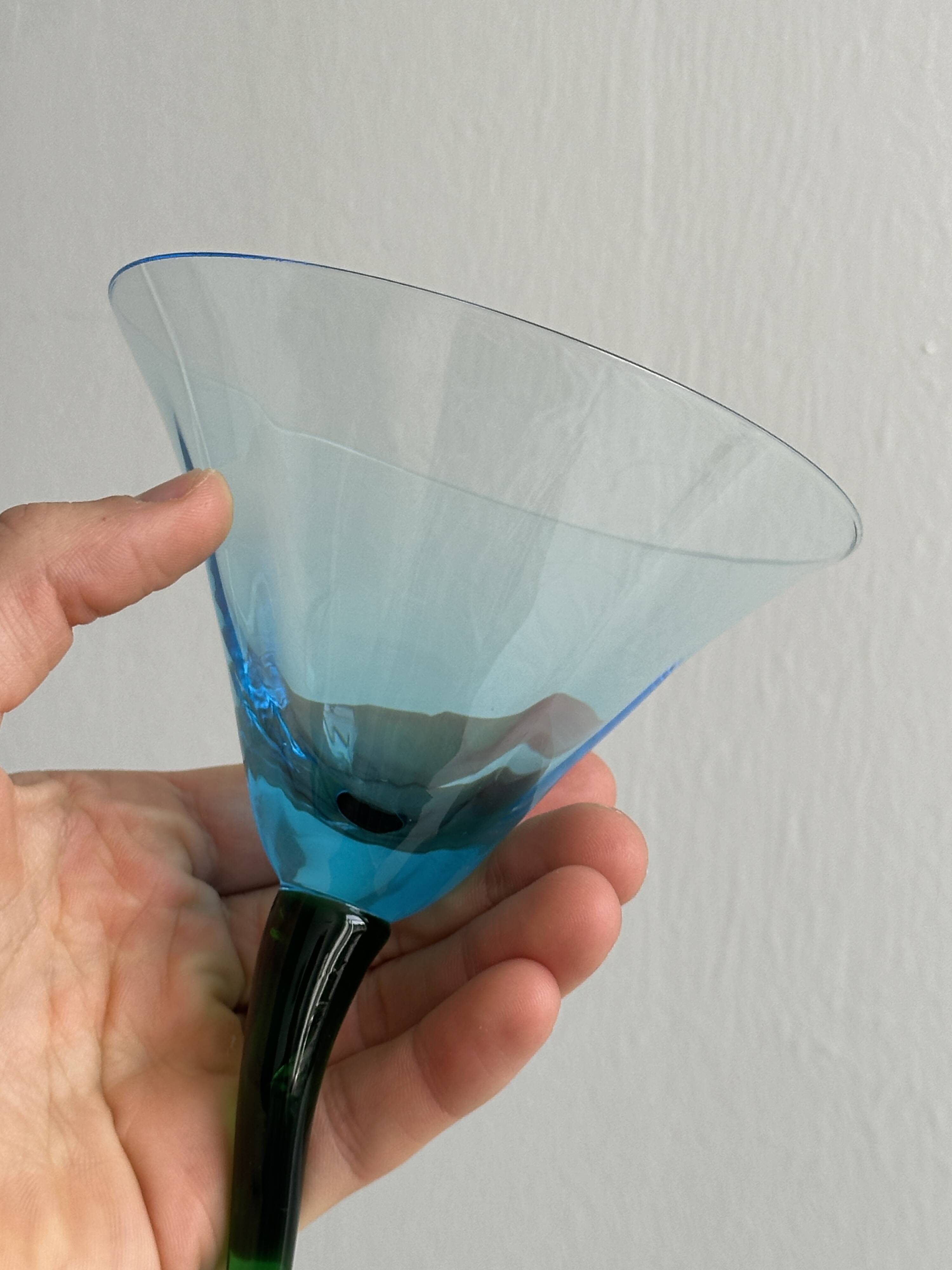 Set of 4 vintage green twisted stem cocktail glasses