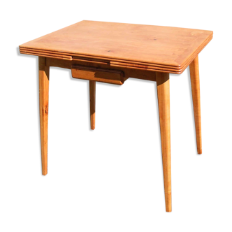 Extension table