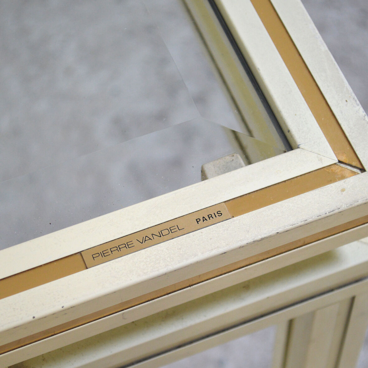 Table low Pierre Vandel