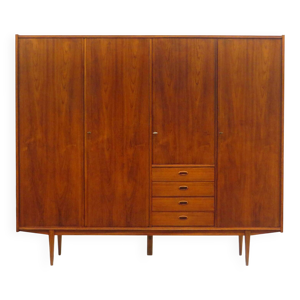 Armoire vintage scandinave