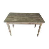 Farm table
