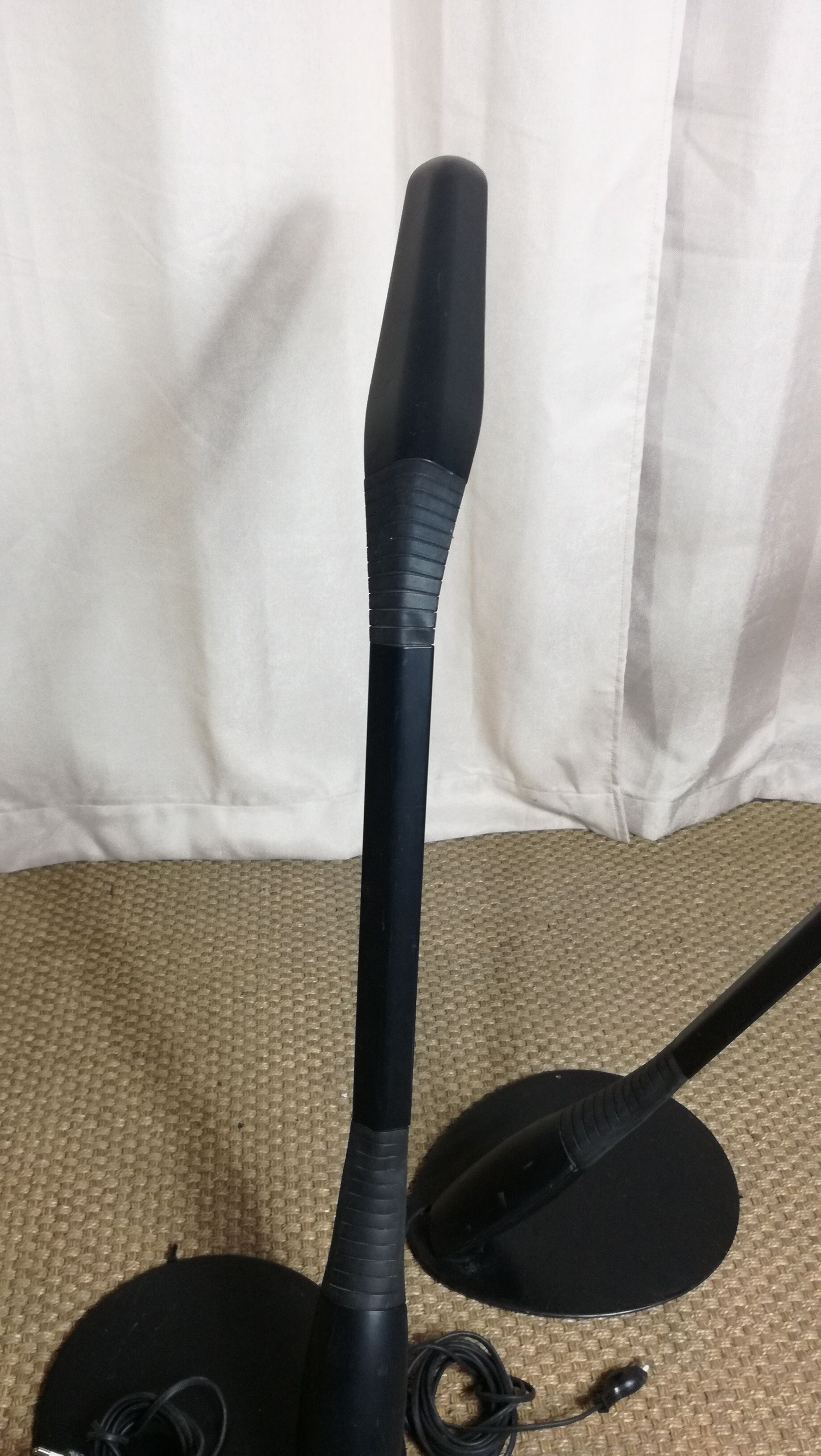 Pair of Cobra Manade 80s design lamps