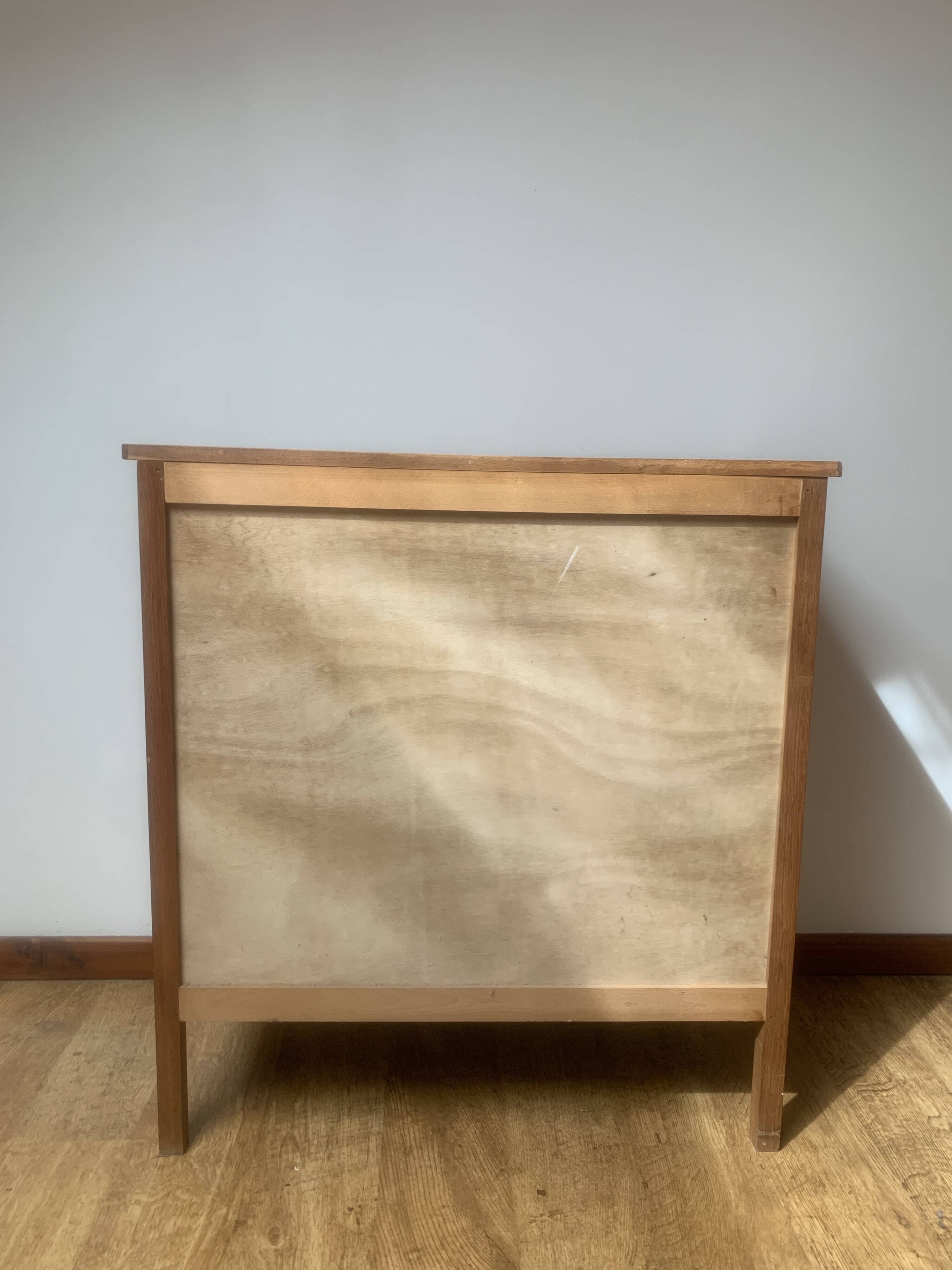 Vintage 50s chest of drawers