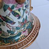 Chinese Qianlong Porcelain Vase (1736–1795)