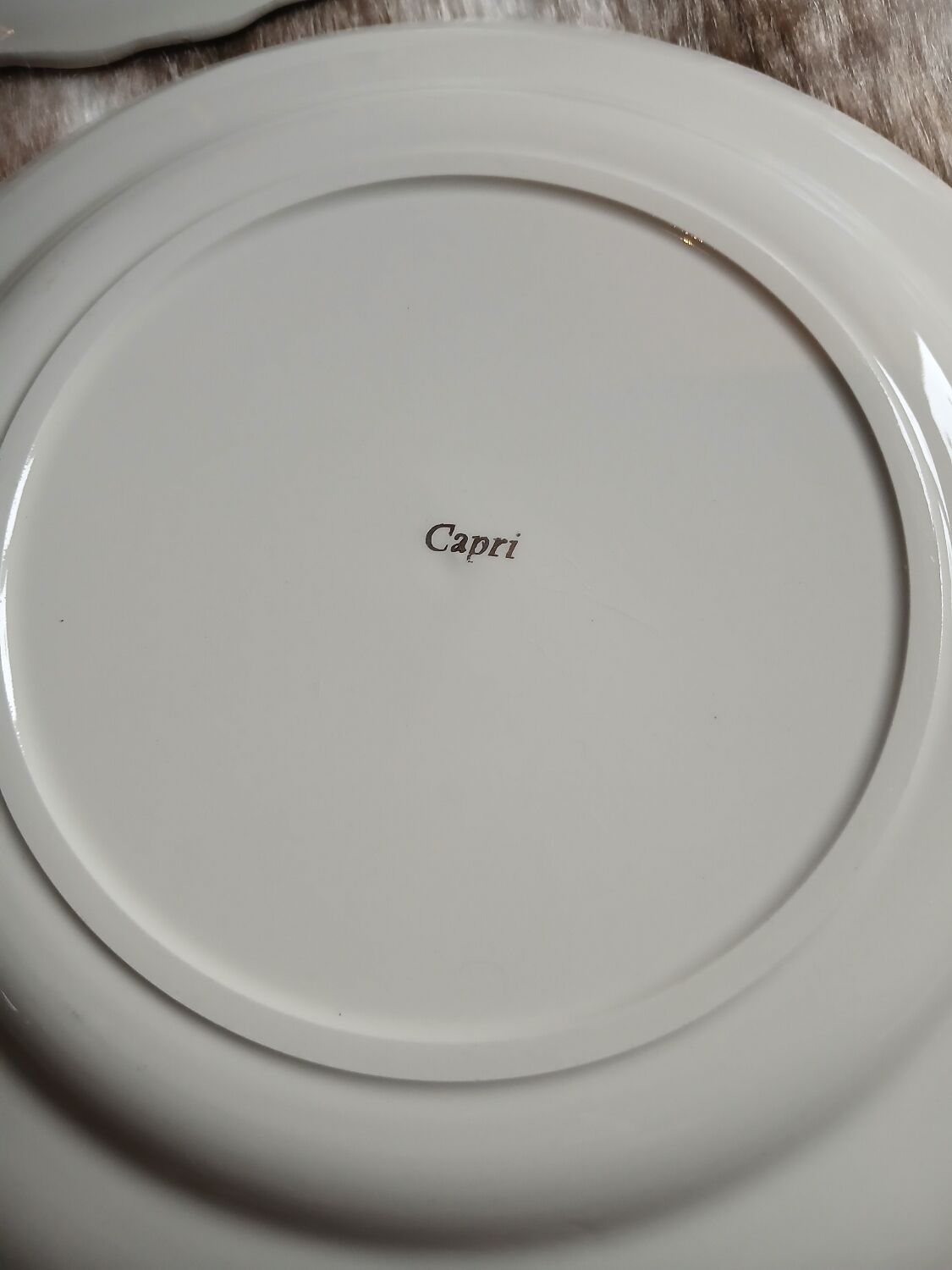 12 antique flat plates "Capri"