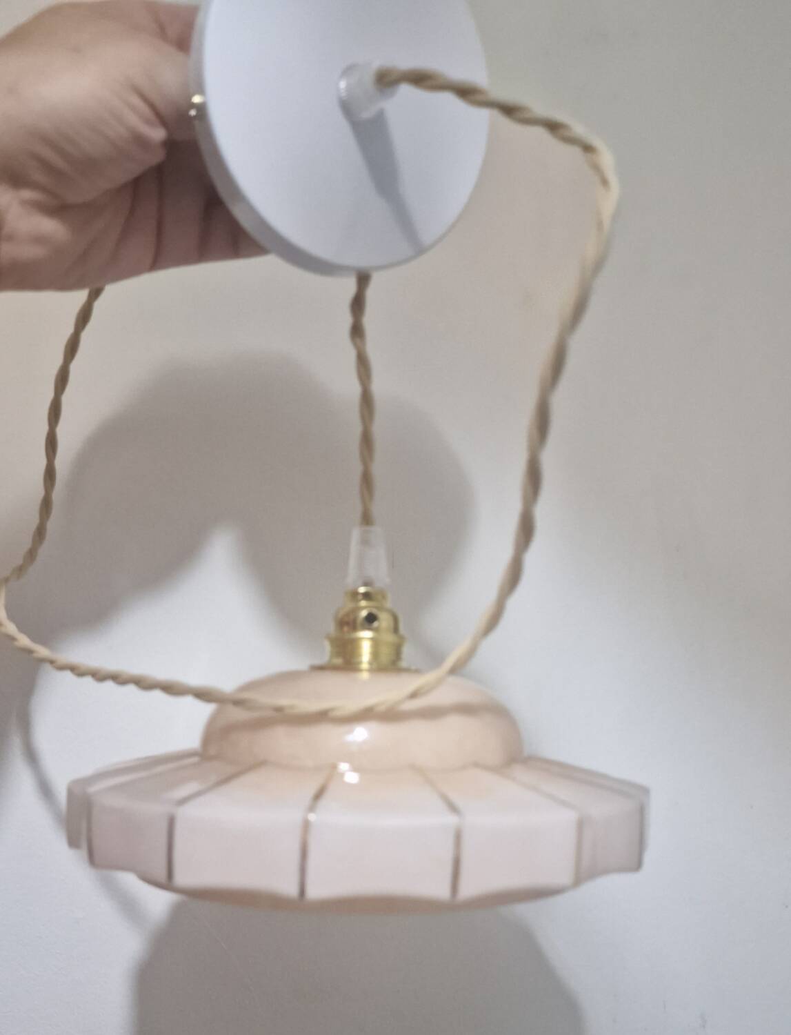 Marbled pink Art Deco glass pendant light