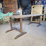 Trestle table