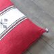 Coussin berbère marocain rouge et blanc