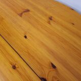 Vintage round pine table from the 60s and 70s with extensions